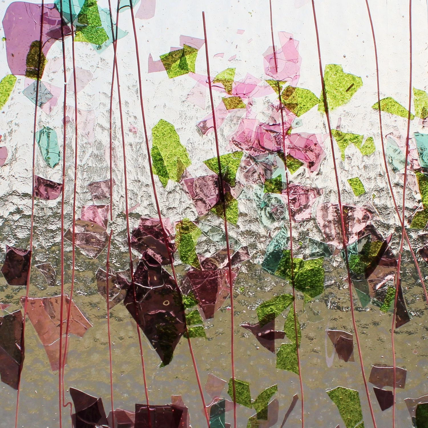 Bullseye Pink, Plum, Aqua And Green And Pink On Clear Fracture-Streamer - 90 COE 1 Bullseye Pink, Plum, Aqua And Green And Pink On Clear Fracture-Streamer - 90 COE