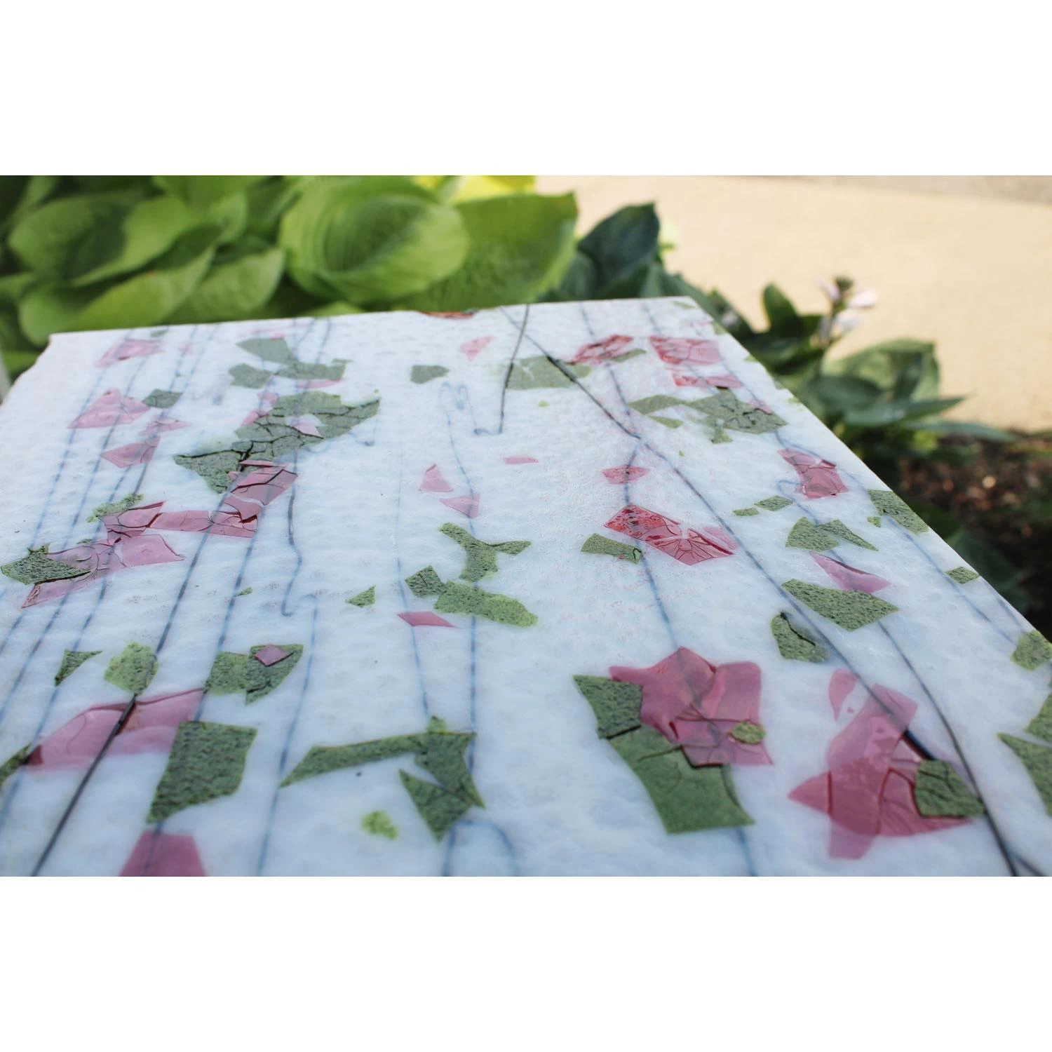 Bullseye Spring Green, Deep Pink And Black On White Fracture-Streamer - 90 COE 7 Bullseye Spring Green, Deep Pink And Black On White Fracture-Streamer - 90 COE - Image 7