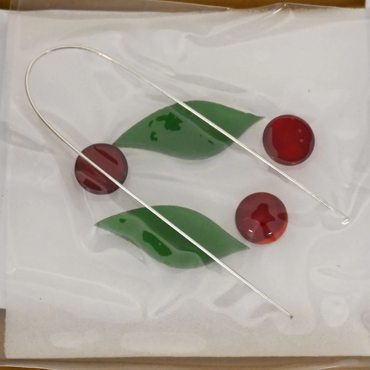Pre-Cut Cherries Suncatcher Kit 4 Pre-Cut Cherries Suncatcher Kit - Image 4