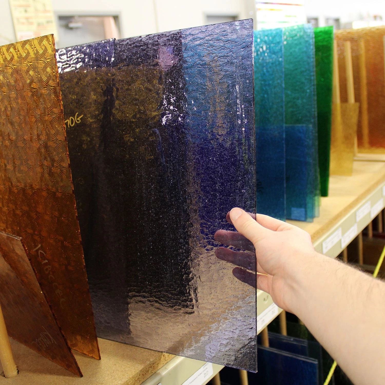 Kokomo Lightest Violet Transparent Rolled Granite 3 Kokomo Lightest Violet Transparent Rolled Granite - Image 3