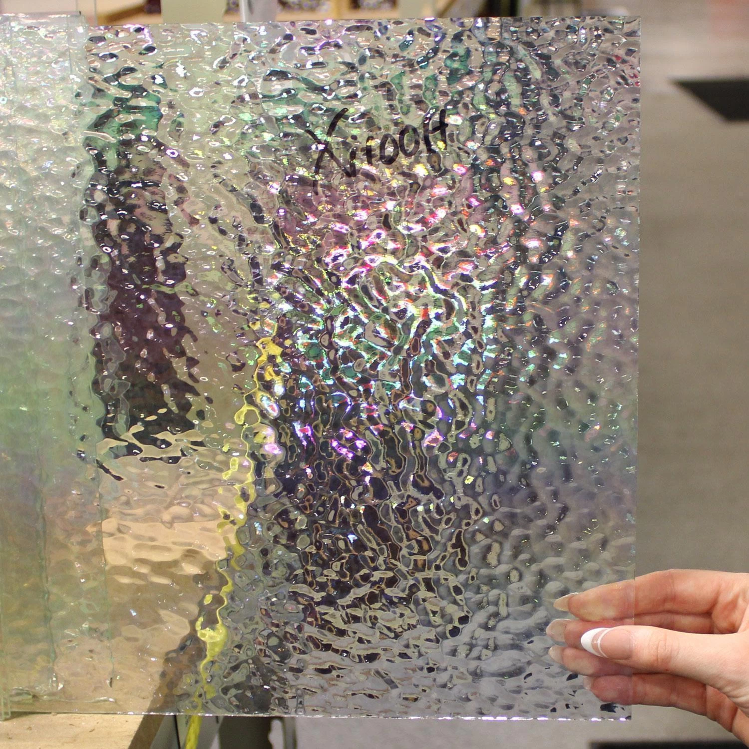 Oceanside Clear Iridized Hammered 6 Oceanside Clear Iridized Hammered - Image 6