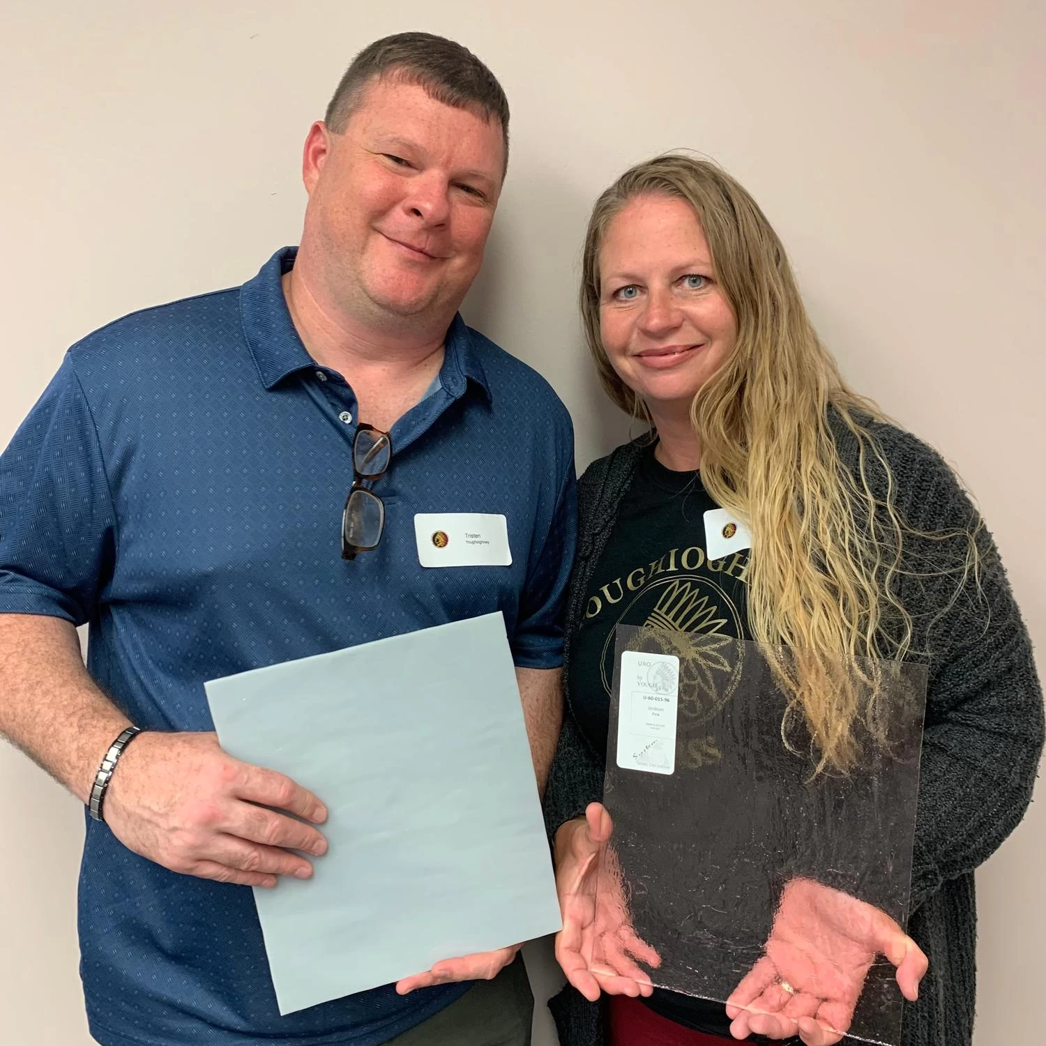 Uro Urobium Pink Hand-Rolled Transparent - 96 COE 3 Uro Urobium Pink Hand-Rolled Transparent - 96 COE - Image 3